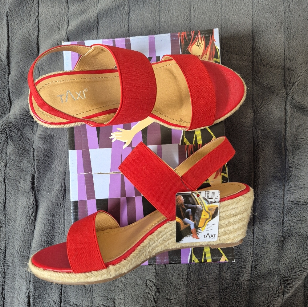 Taxi Lucy Red Wedge Size 38 Espadrilles with Jute Sole From Taxi, New With Tags